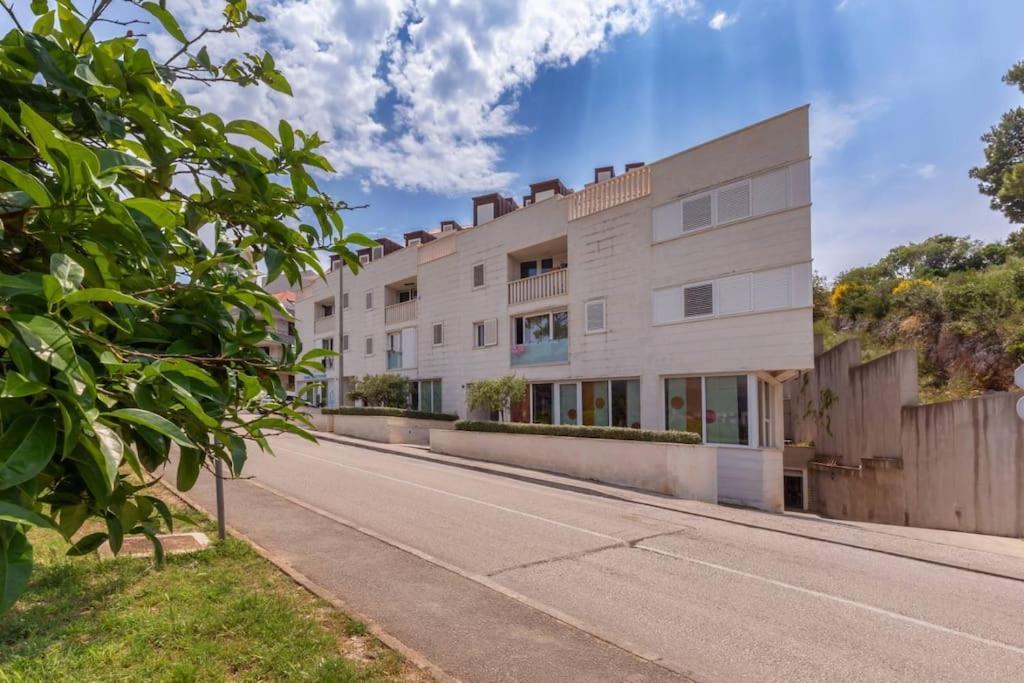 Stylish Two Bedroom Apartment&Garage Parking Place Dubrovník Exteriér fotografie