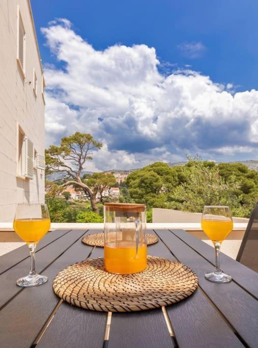 Stylish Two Bedroom Apartment&Garage Parking Place Dubrovník Exteriér fotografie