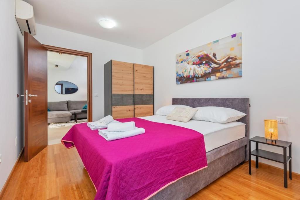 Stylish Two Bedroom Apartment&Garage Parking Place Dubrovník Exteriér fotografie